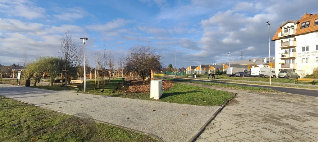Mieszkanie Sprzedaż  Warszewo Złotowska